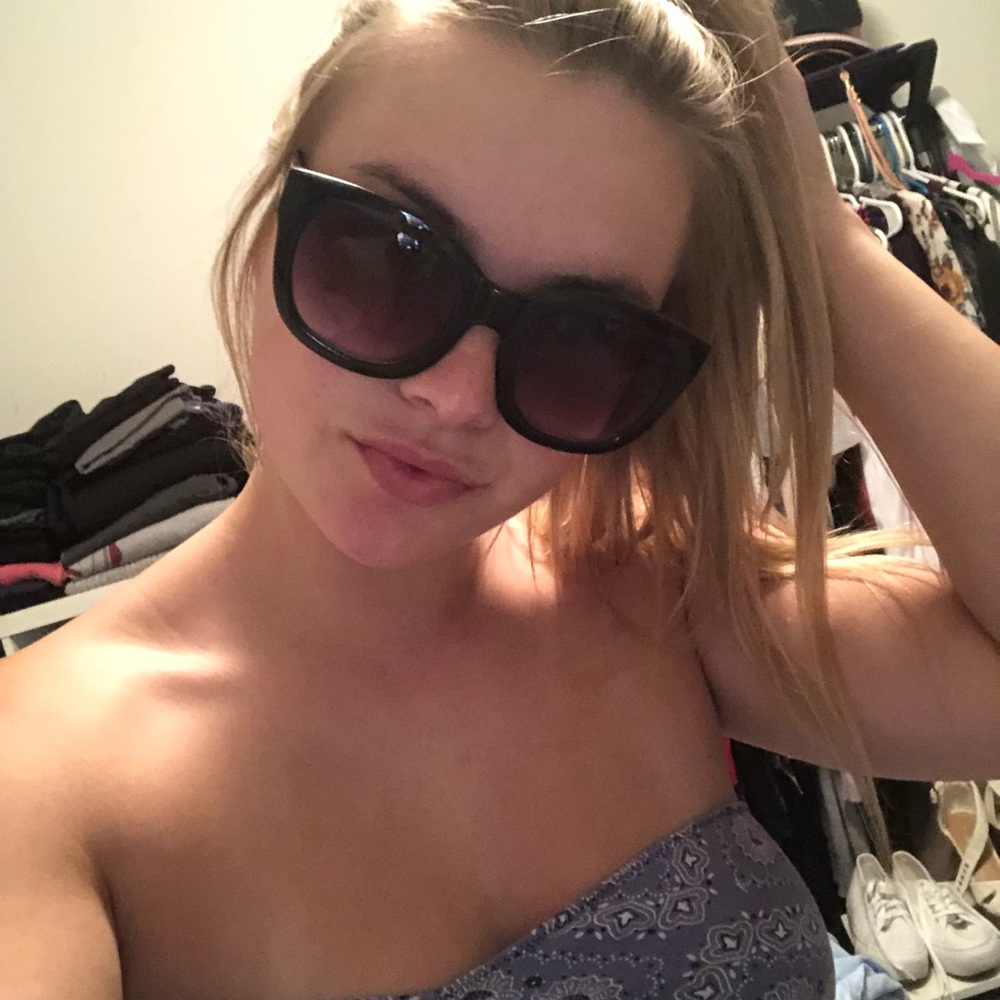 Sunglasses - Picture 2 of 2